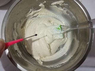 7、少女之心——粉色马卡龙,加入色粉。