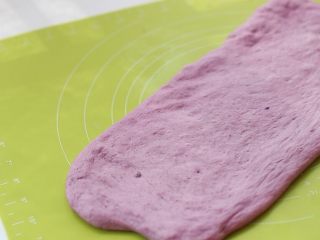 12、紫薯欧包,然后整理成矩形