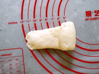 12、 韩国烤馒头,纵向卷起