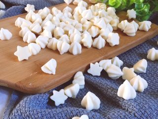 14、宝宝零食酸奶溶豆,入口即化哦～