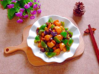 15、地三鲜,出锅装盘即可食用。