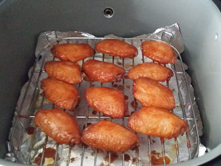 12、奥尔良烤鸡翅 ,诱人的烤鸡翅中，就可以出锅了