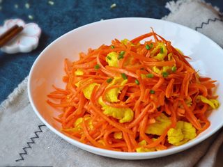 12、鸡蛋胡萝卜丝,成品