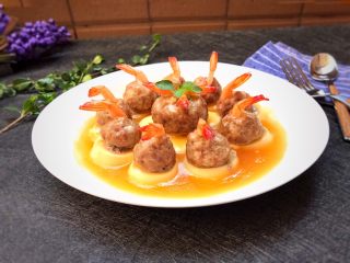 19、玉子凤尾虾球,谁吃谁喜欢！有小朋友的，必须试试，绝对的惊喜！