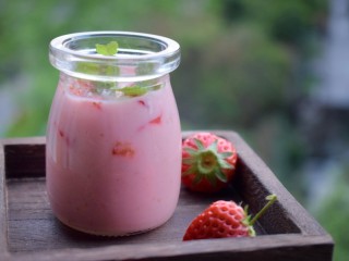 18、草莓布丁,一起来做一次吧！