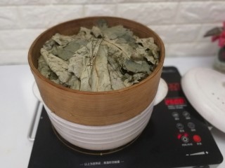 33、荷香糯米排骨,                   上锅蒸