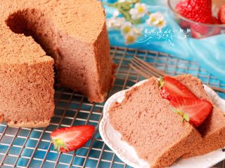 26、可可戚风蛋糕,成品图