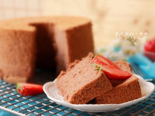 29、可可戚风蛋糕,成品图