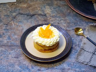 24、奶黄千层果味奶油蛋糕,美味