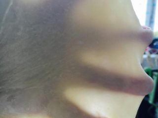 8、奶黄面包,检查面团状态是否可加入黄油。这样就可以了。