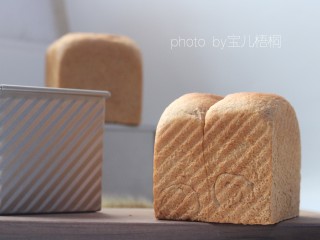 15、全麦土司面包,成品图