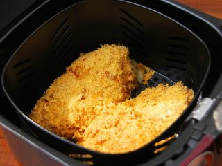 11、芝士爆浆鸡排,11、	烤25分钟即可。