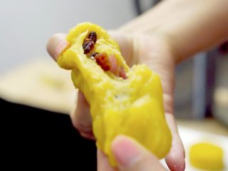 26、不煎不炸,健康养颜的美味——跨界南瓜饼,用木糖醇代糖,包入蔓越莓,吃起来更加健康了!