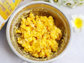 6、瓜子仁米饼,至不粘手状态。