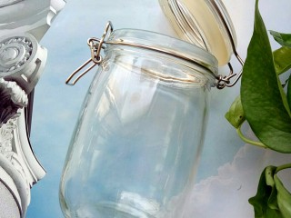 20、独家配方哦！清脆爽口，超美味下饭的腌黄瓜,取一个干净的密封罐