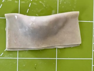 18、蘑菇馄饨,旋转馄饨180度。