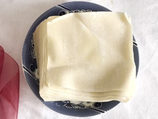2、#咸味#漂亮的馄饨太阳花,外买的馄饨皮适量