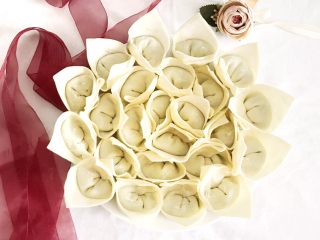 12、#咸味#漂亮的馄饨太阳花,做一朵美美的馄饨太阳花,自娱自乐吧