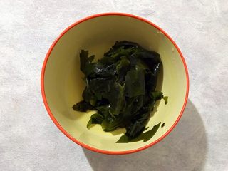 19、健康饮食の凉拌爽口小菜～苦菊裙带菜,裙带菜也泡发好了