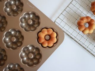 16、焦糖香蕉玛德琳花环,其实光这样看也是很美的