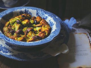 9、美貌早餐 抹茶面包布丁,软糯的面包与甜甜的布丁，加上抹茶的香气，热乎乎的来一口，完美~