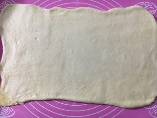 25、手撕椰蓉吐司,再一次擀成长方形