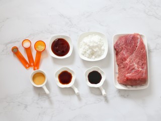 1、猪肉脯,准备好所需食材