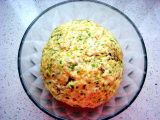 11、芝麻香葱饼干,发酵好的面团。