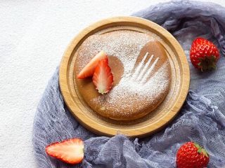 14、零失败超简单的软香小松饼,想要厚一些，就多加一些面糊；