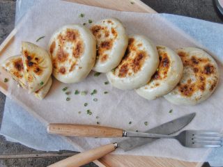 14、猪肉玉米馅饼,出炉