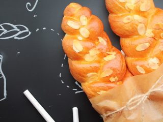 15、三股辫子面包,今天玩玩另一个拍照的风格