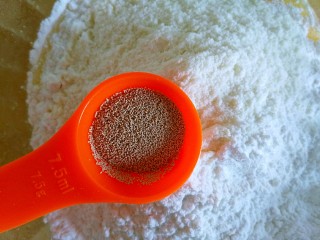 7、旺仔小馒头（无泡打粉）,加入酵母