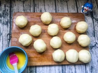 26、蛋黄酥,全部包好啦