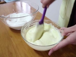 12、松饼(无泡打粉),翻拌均匀