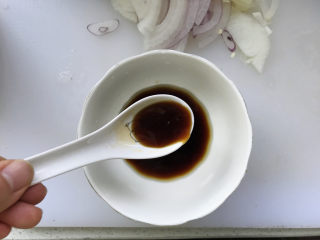 9、日式肥牛饭,1勺蚝油；