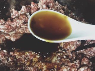 9、黑胡椒味台式脆皮肠（内附广式配方）,加料酒3勺