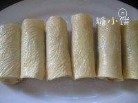 9、豆腐皮素春卷,包完以后的样子很工整