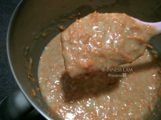 9、【经典胡萝卜蛋糕】 胡萝卜的华丽变身,面糊状态如图