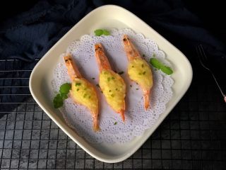 14、芝士焗大虾,超级美味可口,喜欢的试一试吧!