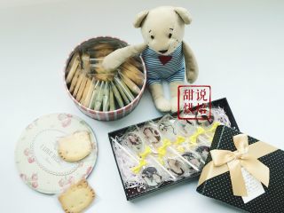 21、相片水晶棒棒糖（超详细）,再来个礼盒版的棒棒糖。（这款就是用相片做的水晶棒棒糖，送人超惊喜有木有...(,,•₃•,,)）