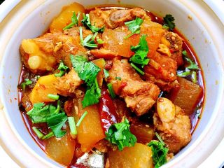 24、辣冬瓜排骨煲,成品