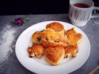 11、黑提司康,配一杯红茶作为下午茶是超级不错呢～