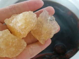 12、卤鸡爪,10分钟后加老冰糖