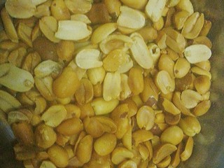 7、南瓜甜包,烤好去红衣