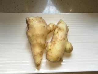 4、蒜香辣椒酱,鲜姜，