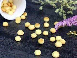 16、旺仔小馒头,喜欢的朋友不妨一试，做法简单，就是需要些耐心。