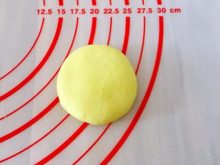 9、迷你小菠萝,按扁