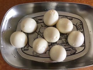 12、（Chinese Burger King）肉夹馍,鸡蛋去皮