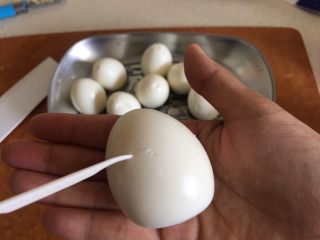 13、（Chinese Burger King）肉夹馍,鸡蛋要扎眼儿 为了好入味