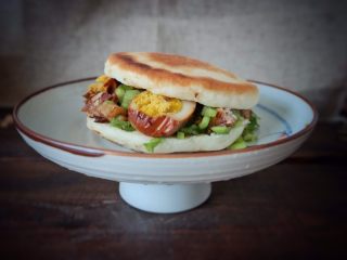 44、（Chinese Burger King）肉夹馍,好吃的不要不要的。